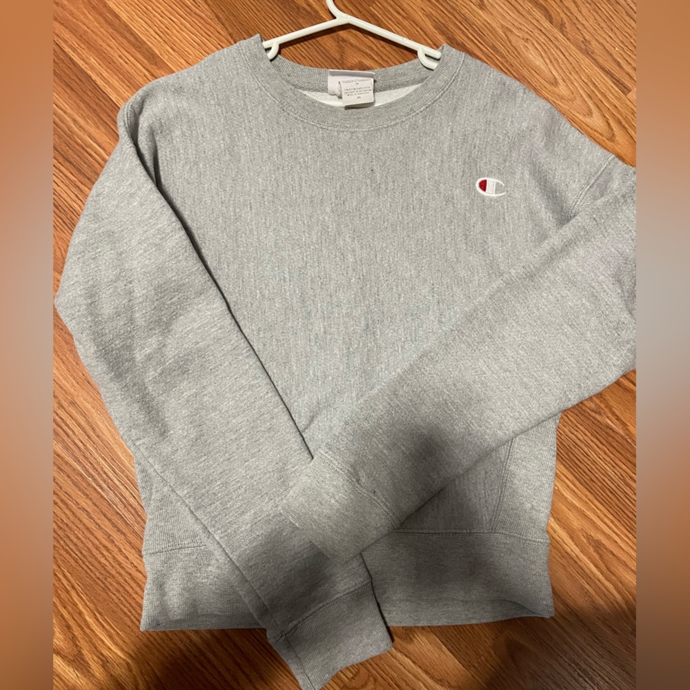 CHAMPION| XS Crew Sweater